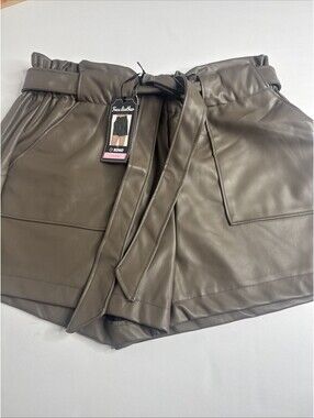 Ci Sono Faux leather paper bag waist shorts Womens XL NWT Coastal Cowgirl NASH